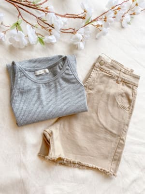 Top Lorenza melagne Top Lorenza melagne