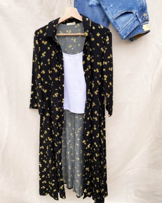 Maxikimono Sofia negro flores amarillo Maxikimono Sofia negro flores amarillo