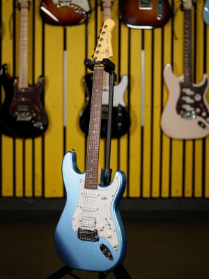 G&L TRIBUTE LEGACY HSS LAKE PLACID BLUE