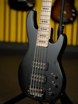 G&L TRIBUTE L-2500 BLACK FROST G&L TRIBUTE L-2500 BLACK FROST