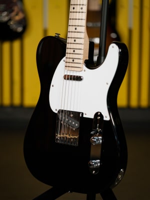 G&L FULLERTON DELUXE ASAT CLASSIC ALNICO JET BLACK G&L FULLERTON DELUXE ASAT CLASSIC ALNICO JET BLACK