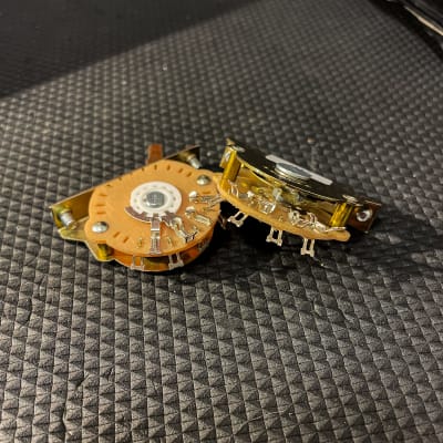 CAMBIO SWITCH OAK GRIGSBY1