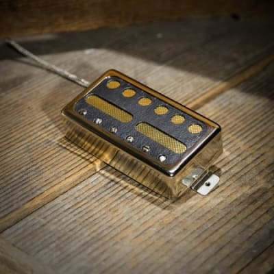 LOLLAR CÁPSULA NOVEL FOIL1