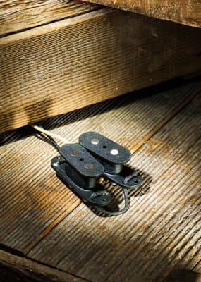 LOLLAR CÁPSULA BAJO MUSTANG1