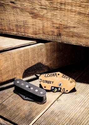 LOLLAR CÁPSULA TELE J-STREET BRIDGE