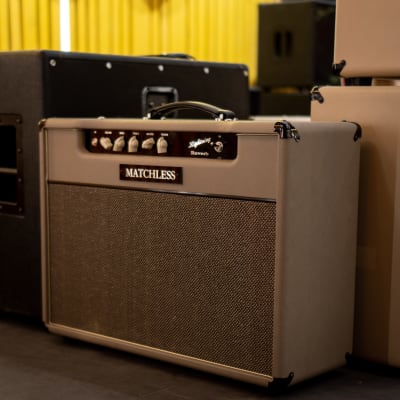 MATCHLESS LIGHTNING REVERB COMBO1
