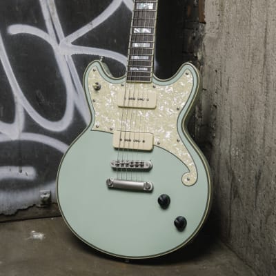 D'ANGELICO DELUXE BRIGHTON LIMITED EDITION D'ANGELICO DELUXE BRIGHTON LIMITED EDITION