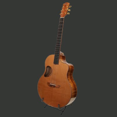 STAND GUITARRA ACÚSTICA