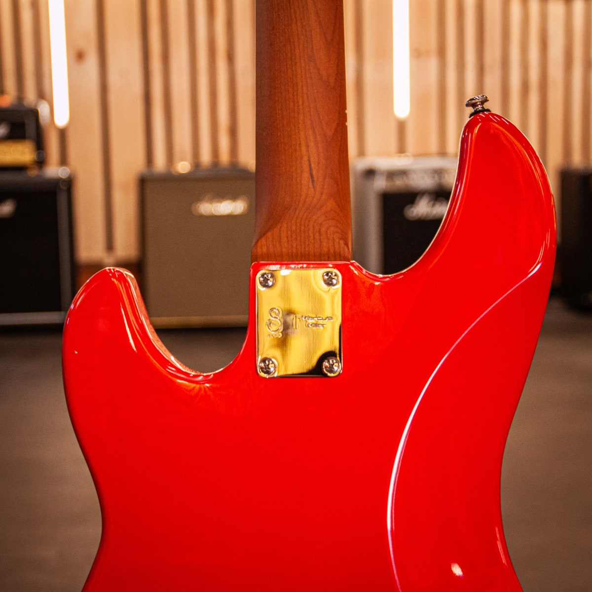 SIRE P5 DAKOTA RED10 SIRE P5 DAKOTA RED10