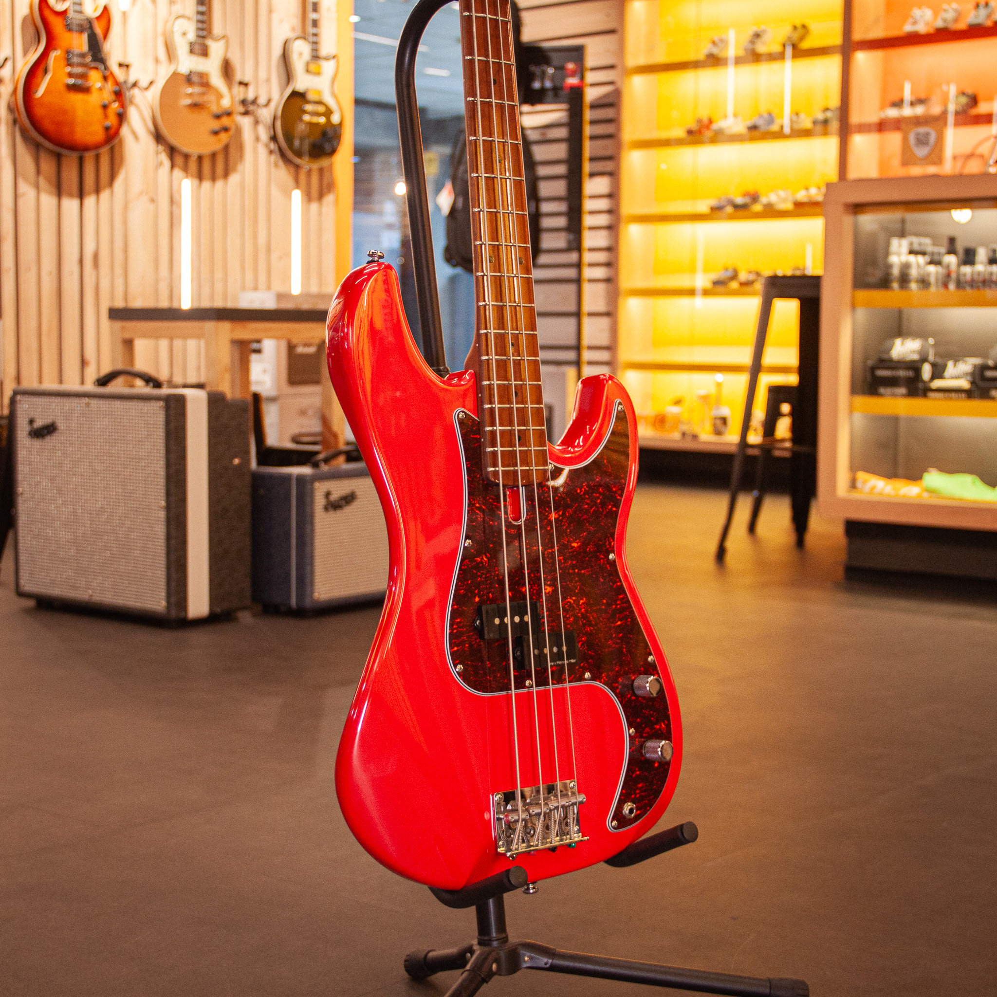 SIRE P5 DAKOTA RED | TARARÁ INSTRUMENTOS MUSICALES