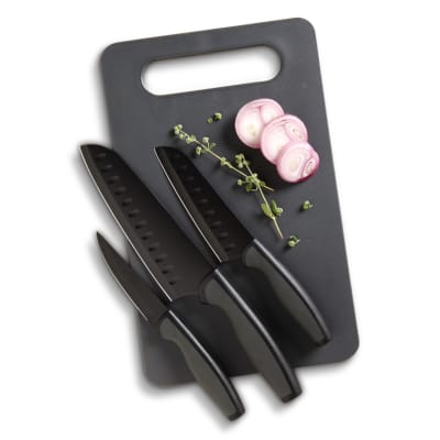 SET DE CUCHILLOS OS/ 3 PIEZAS + TABLA DE CORTAR 92287.04