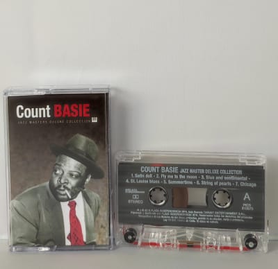 CASSETTE COUNT BASIE/ JAZZ MASTERS DELUXE COLLECTION 1MC