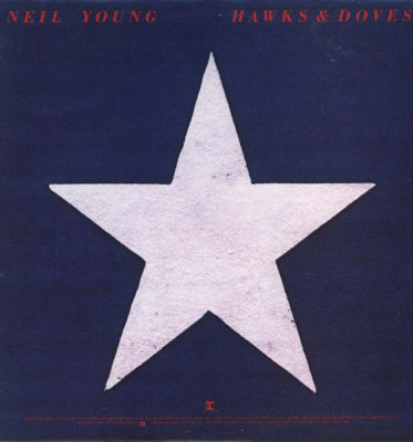 VINILO NEIL YOUNG / HAWKS & DOVES 1LP