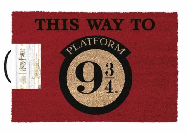 ALFOMBRA LIMPIA PIES - HARRY POTTER - HARRY POTTER THIS WAY TO PLATFORM 9 3/4 DOOR MAT1