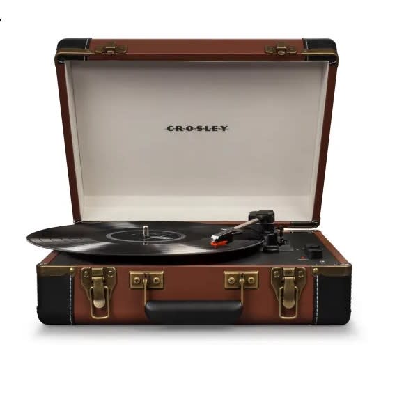 TORNAMESA CROSLEY/ EXECUTIVE BT BROWN3