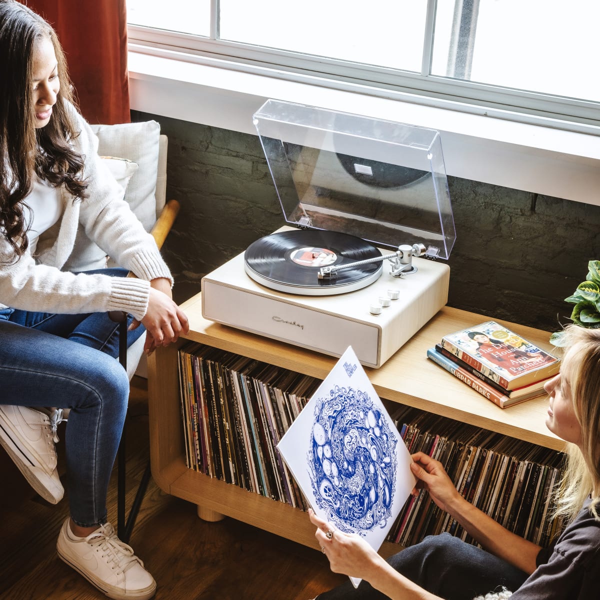TORNAMESA CROSLEY/ RECORD PLAYER BT STAVE NATURAL21