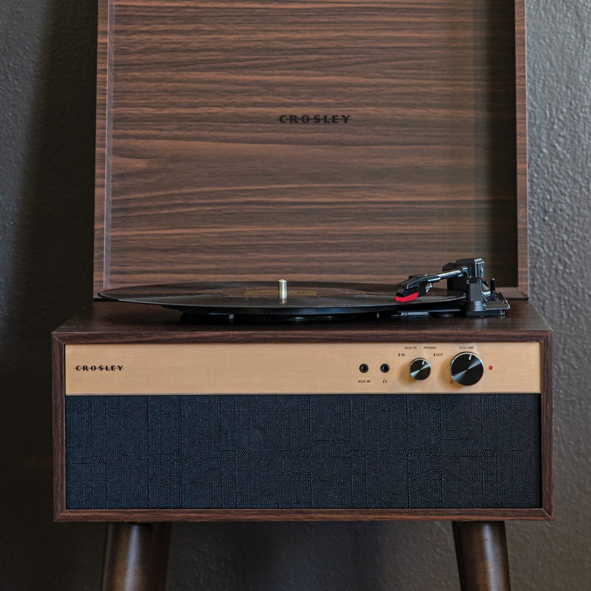 TORNAMESA CROSLEY/ JASPER RECORD PLAYER BT WALNUT12