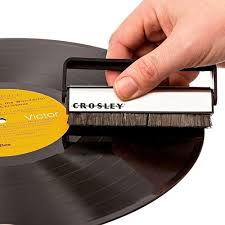 ESCOBILLA CROSLEY / LIMPIA VINILOS2