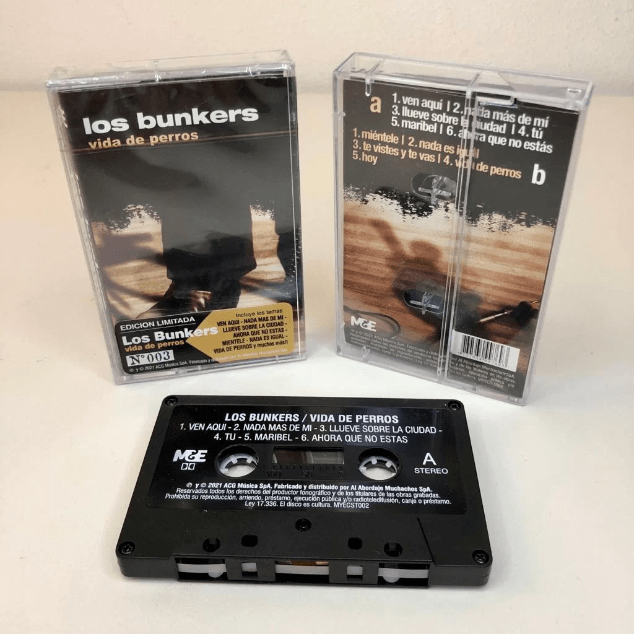 CASSETTE LOS BUNKERS/ VIDA DE PERROS 1MC1