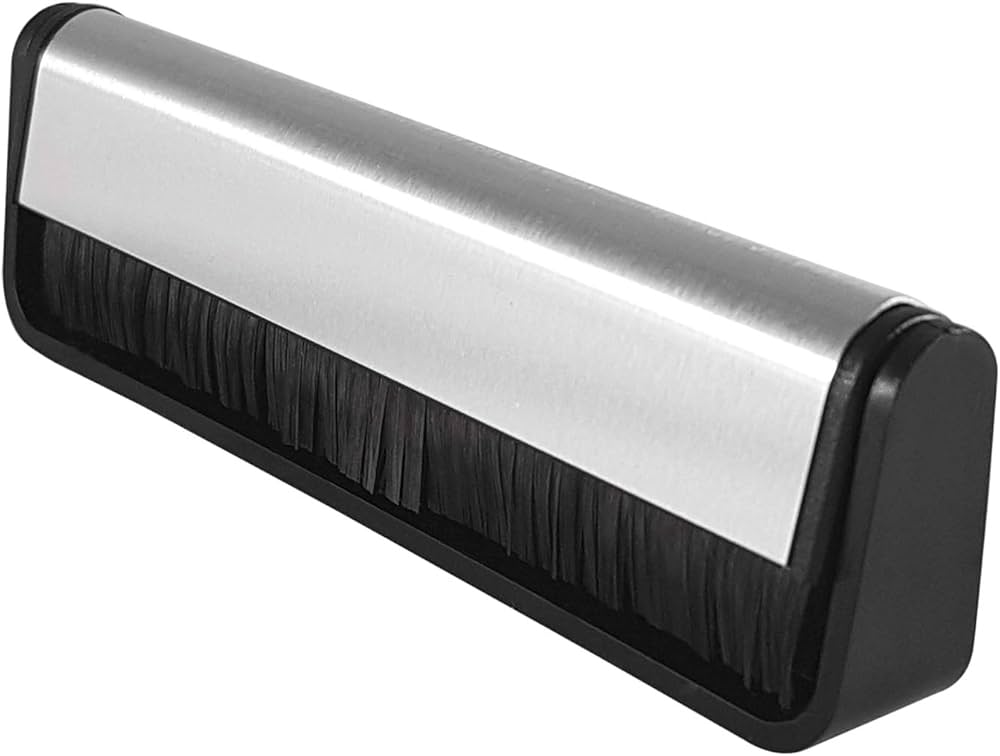 PACK TORNAMESA CROSLEY PLAYER WLNUT CR6042A_WA4/ KIT DE LIMPIEZA PM4