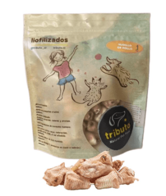 tributo crudo nudillos de pollo