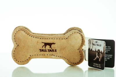 tall tails juguete cuero/lana hueso