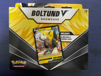 BOLTUND V BOX SHOWCASE INGLES