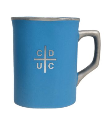 TAZON CUADRADO UNIVERSIDAD CATOLICA  15 OZ