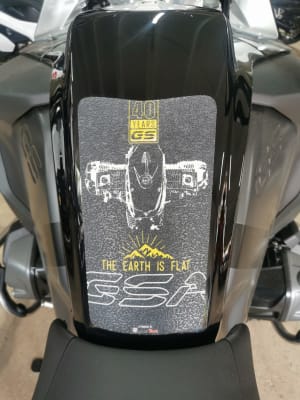 Cubre Estanque BMW R1250GSA 40 YEAR BOXER GRIPPATECH