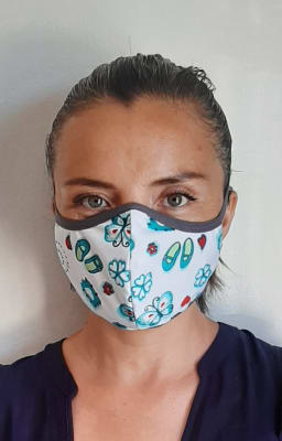 Mascarilla Antifluido Adulto Ajustable Zapatos Verdes