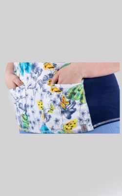 Uniforme Clinico Delantal Gardenia Spx Red Birdy  A. Navy E/Mariposas