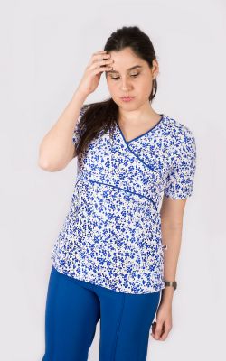 Scrubs Medico TENS Modelo Petunia Flor Otoñal Azul rey