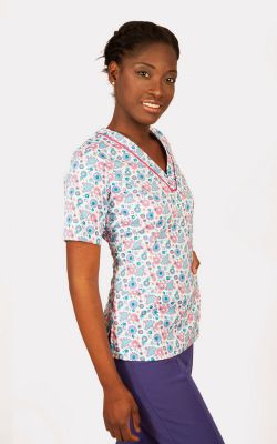 Scrubs  Antifluido Modelo Clavel Mint Espandex Fucsia (PRODUCTO SIN DERECHO A CAMBIO)