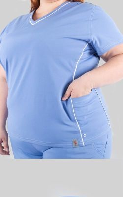 Top clínico Gotas Red Birdy Celeste Vivo Blanco