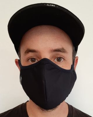 Mascarilla Antifluidos Hombre Negro