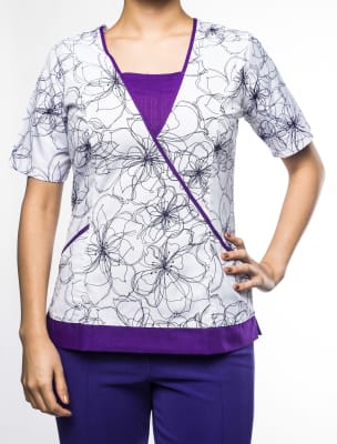 Uniforme Clinico Delantal Dalia Oxf Flor Doble Morado (PRODUCTO SIN DERECHO A CAMBIOS)