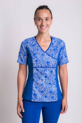 Uniforme Clinico Delantal Mujer Petunia Spandex Animals Print Azul Rey1