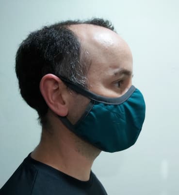 Mascarilla Antifluidos Hombre Verde Electrico 