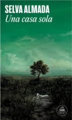 UNA CASA SOLA