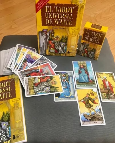 EL TAROT UNIVERSAL DE WAITE (ESTUCHE)2