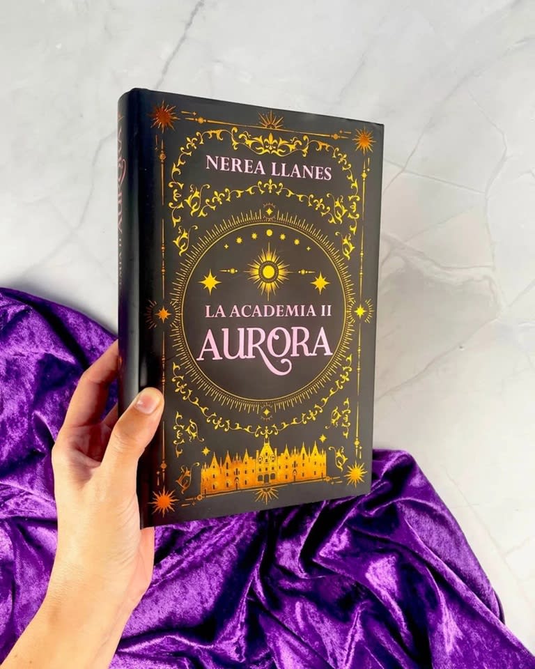 LA ACADEMIA 2. AURORA2