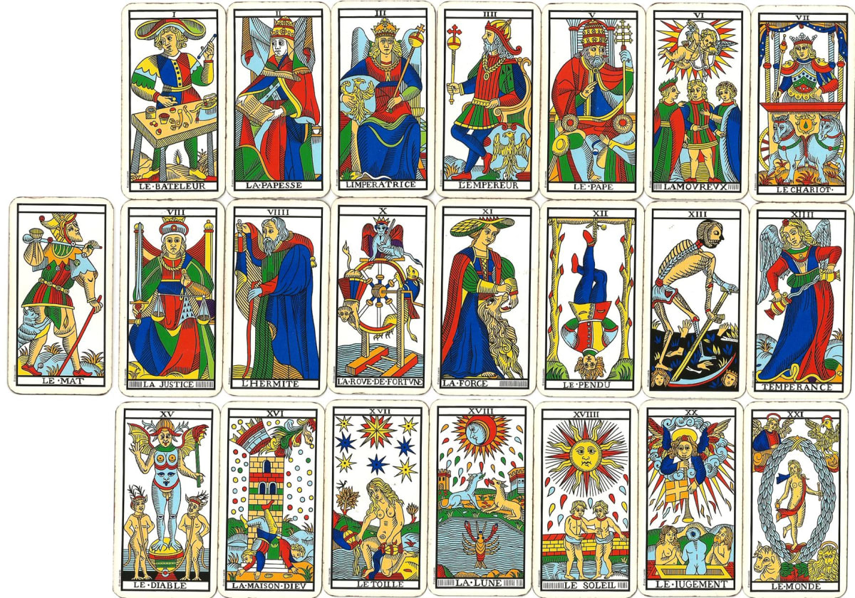 TAROT DE MARSELLA SUPERFACIL (LIBRO + CARTAS)2