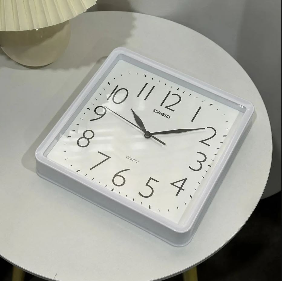 Reloj Mural Casio IQ-06 Análogo Blanco4