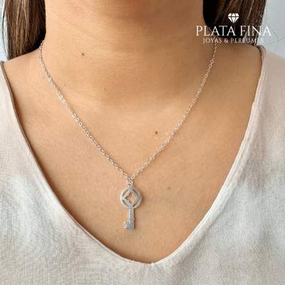 Collar Plata Llave de Amor1