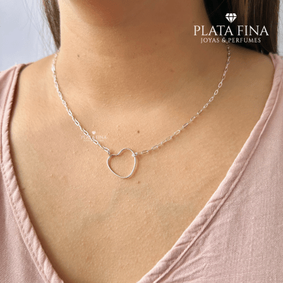 Collar Plata Corazón Silueta1