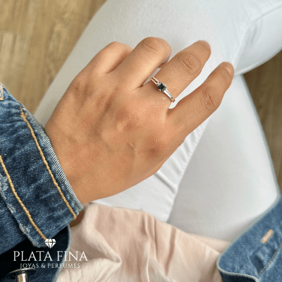 Anillo Plata Circón Negro Calado1
