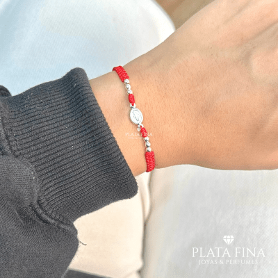 Pulsera Plata Hilo Rojo Santísima1