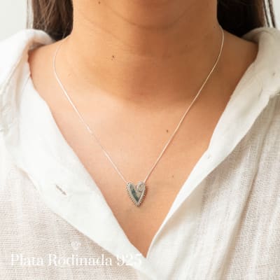 Collar Plata Rodinada Corazón Radiante
