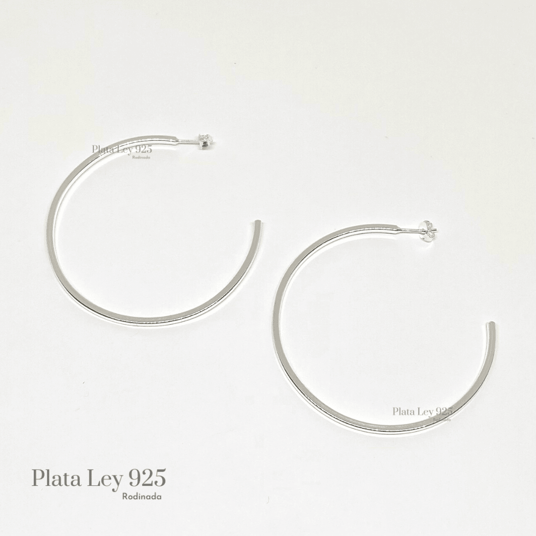 Pendiente De Bebé Plata Rodiada Fresa Esmalte Rojo De 6 Mm Y Cierre De