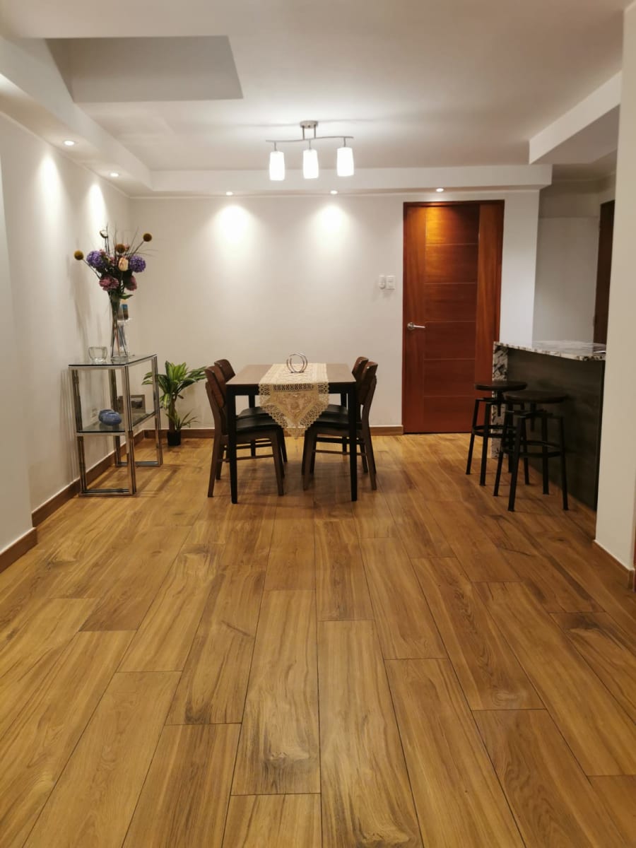 PAV. SELVA TEKA RECT. 22.5 X 119.52